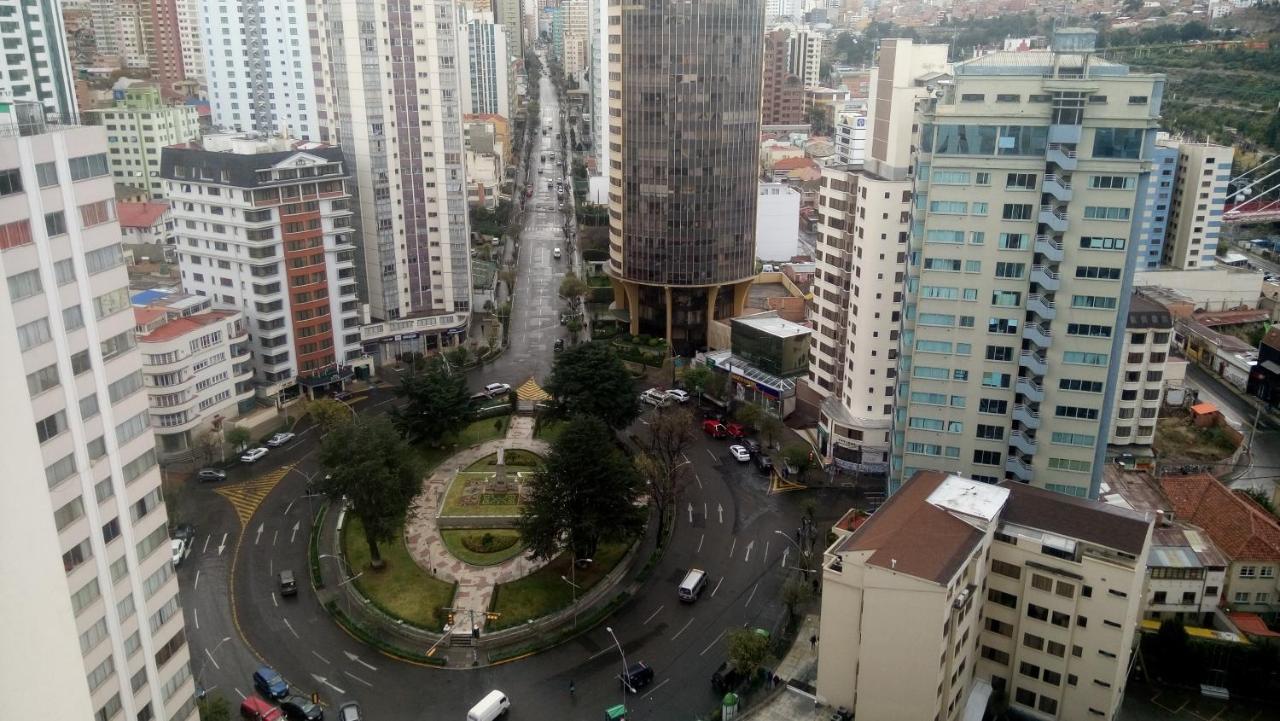 Piso 20a, Centrico, Cerca Embajada Americana, Teleferico, Malls, Vistas Panoramicas Y Seguro *